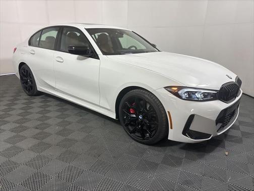 2025 BMW 330 i xDrive