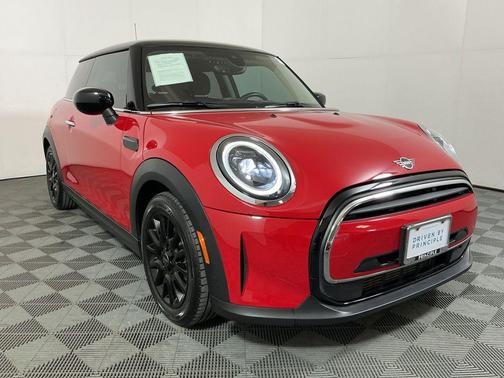 2024 MINI Hardtop Cooper