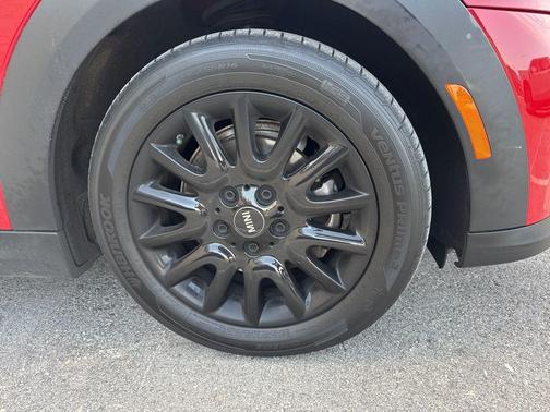 2024 MINI Hardtop Cooper