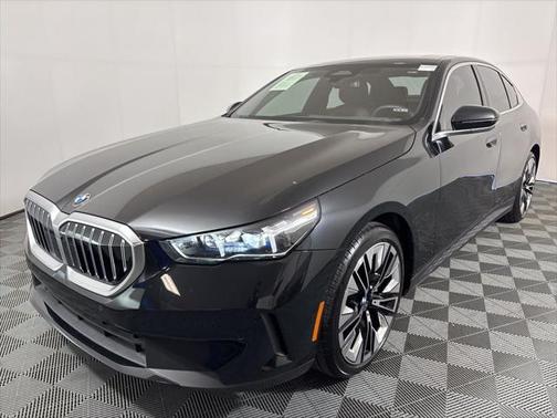 2024 BMW 530 i