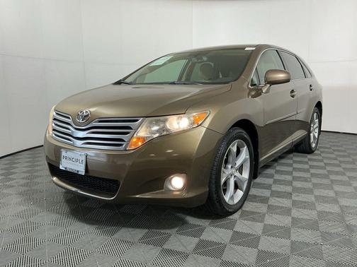 Bronze 2009 Toyota Venza Base