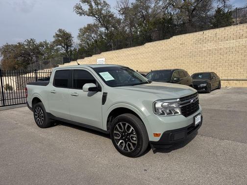 2023 Ford Maverick Lariat