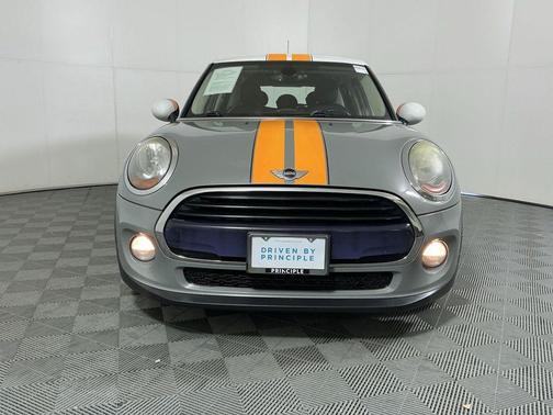 2017 MINI Hardtop Cooper