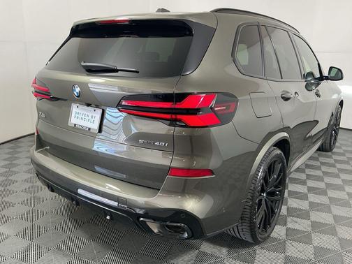 2026 BMW X5 sDrive40i