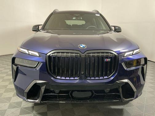 2026 BMW X7 M60i