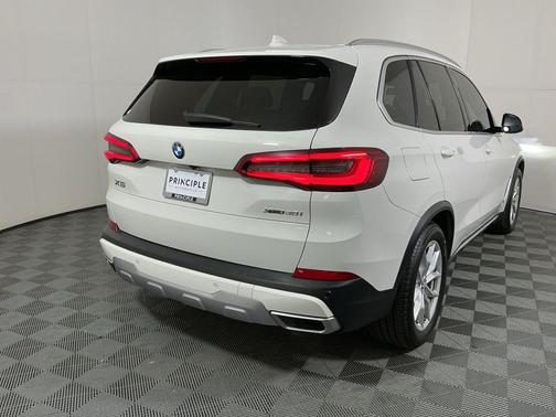 Alpine White 2019 BMW X5 xDrive40i