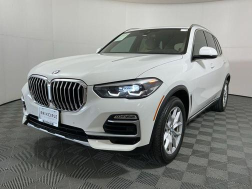 Alpine White 2019 BMW X5 xDrive40i