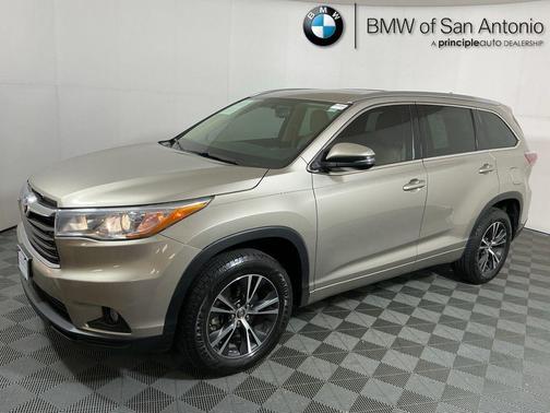 2016 Toyota Highlander XLE