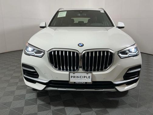 Alpine White 2023 BMW X5 sDrive40i