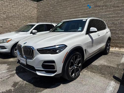Alpine White 2023 BMW X5 sDrive40i