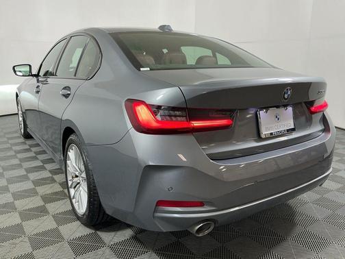 2023 BMW 330 330i