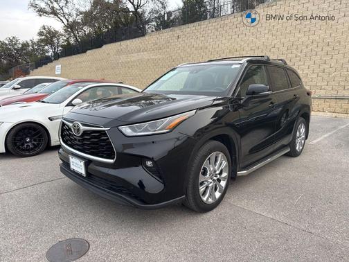 2022 Toyota Highlander Limited