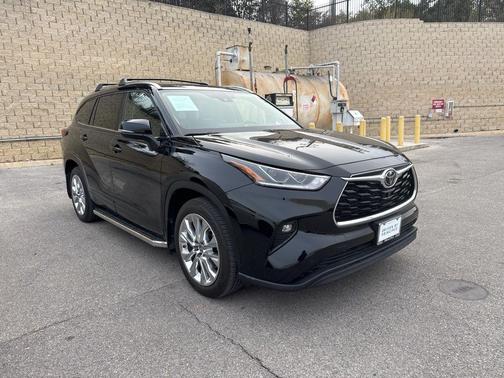 2022 Toyota Highlander Limited