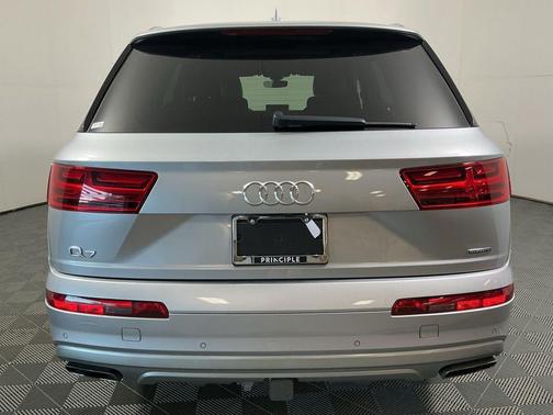 2018 Audi Q7 2.0T Premium Plus