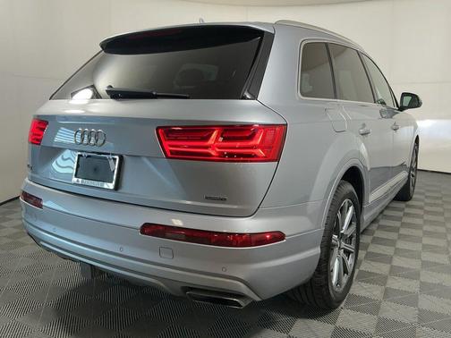 2018 Audi Q7 2.0T Premium Plus