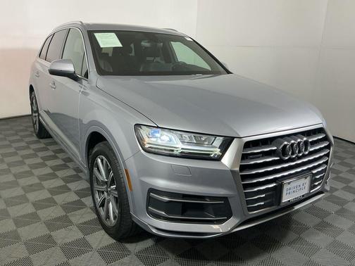 2018 Audi Q7 2.0T Premium Plus