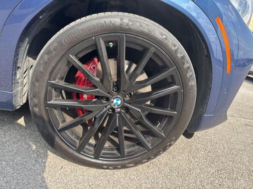 2022 BMW X6 xDrive40i