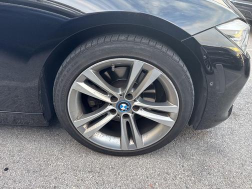 2017 BMW 330e iPerformance