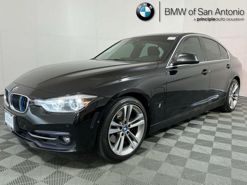 2017 BMW 330e iPerformance