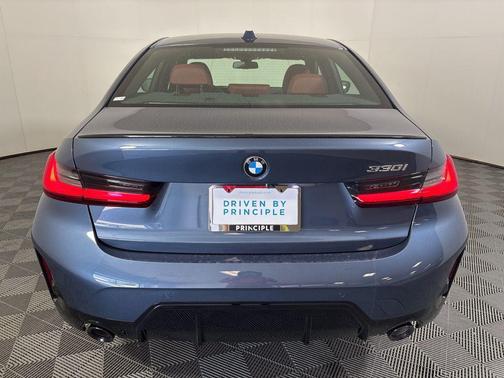 2025 BMW 330 i