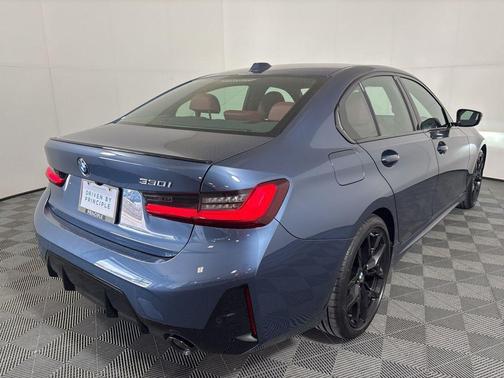 2025 BMW 330 i