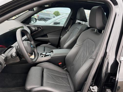 Black Sapphire Metallic 2025 BMW X3 30 xDrive