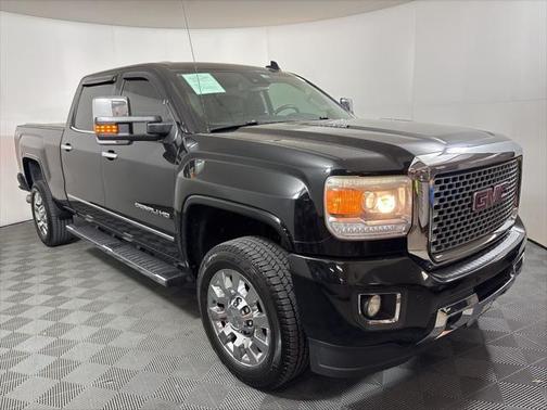 2015 GMC Sierra 2500 Denali