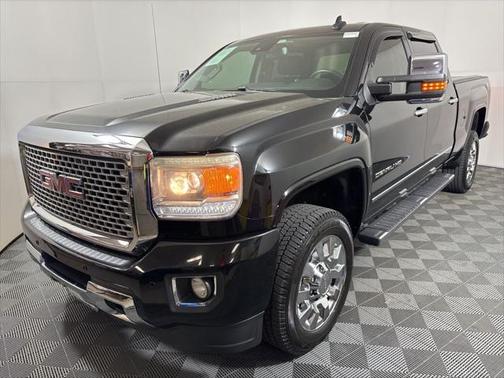 2015 GMC Sierra 2500 Denali
