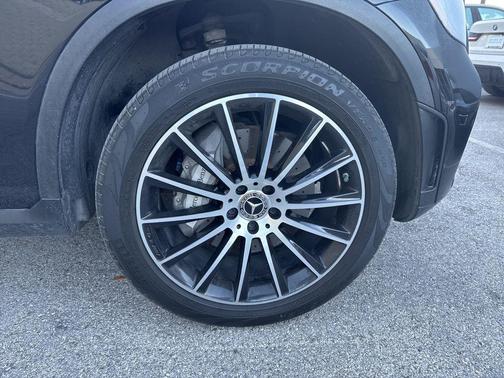 2022 Mercedes-Benz GLC 300 Base