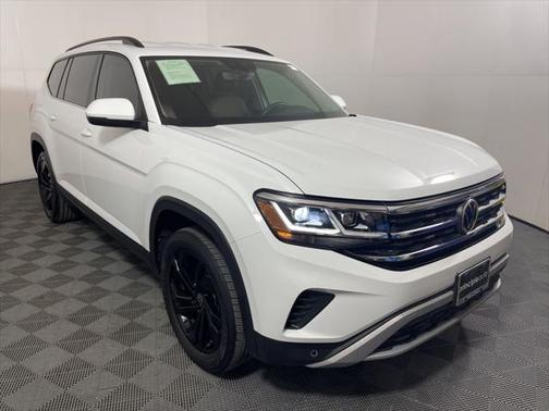 2022 Volkswagen Atlas 3.6L SE w/Technology