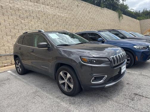 Granite Crystal Metallic Clearcoat 2019 Jeep Cherokee Limited