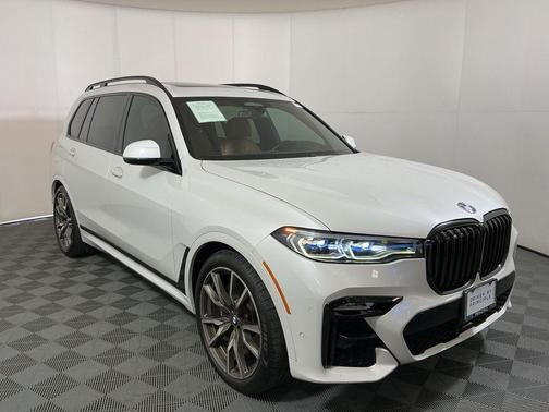 2020 BMW X7 M50i