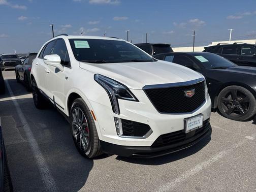 2025 Cadillac XT5 Sport