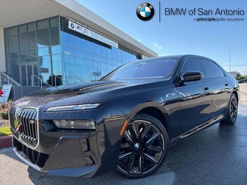 2024 BMW i7 M70