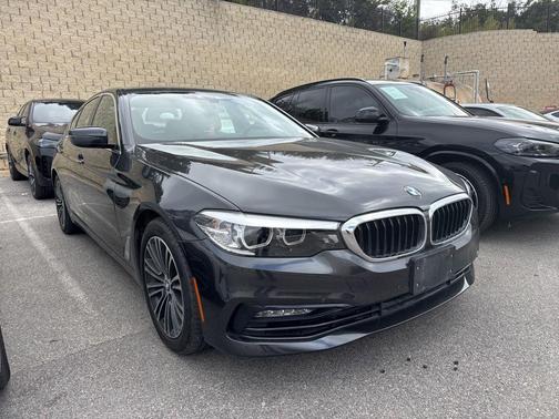 2018 BMW 540 540i