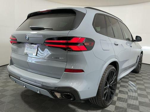 2026 BMW X5 sDrive40i
