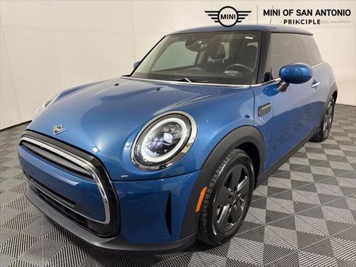 2024 MINI Hardtop Cooper
