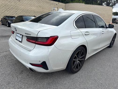 Alpine White 2019 BMW 330 330i