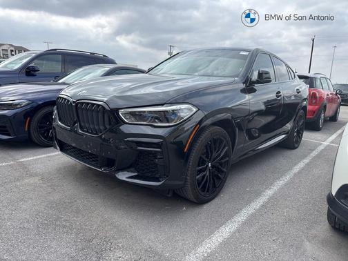 2023 BMW X6 M50i
