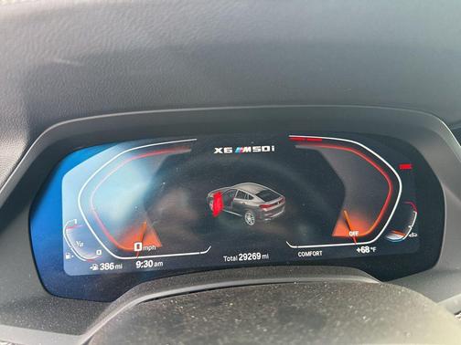 2023 BMW X6 M50i