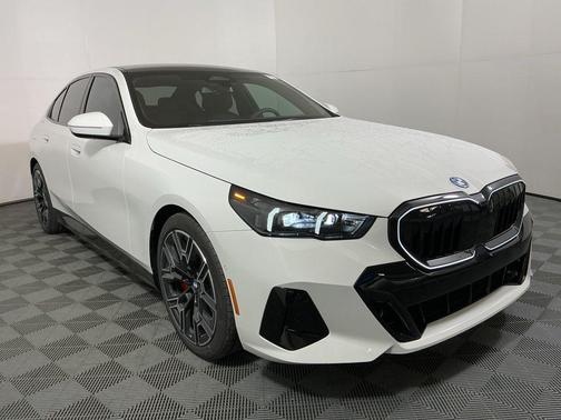 2026 BMW 550e xDrive