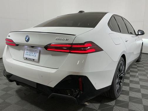 2026 BMW 550e xDrive