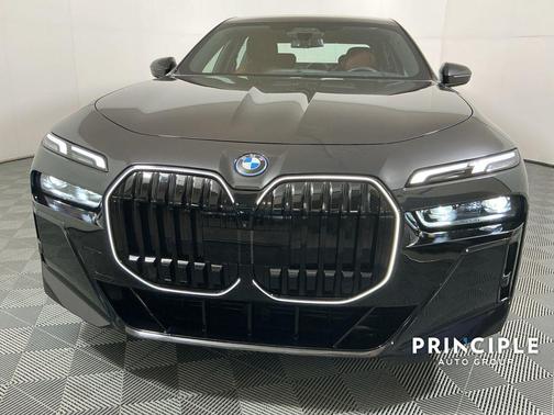 2025 BMW i7 xDrive60