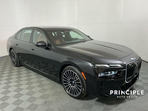 2025 BMW i7 xDrive60