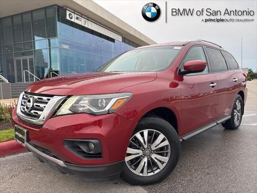 2017 Nissan Pathfinder SV