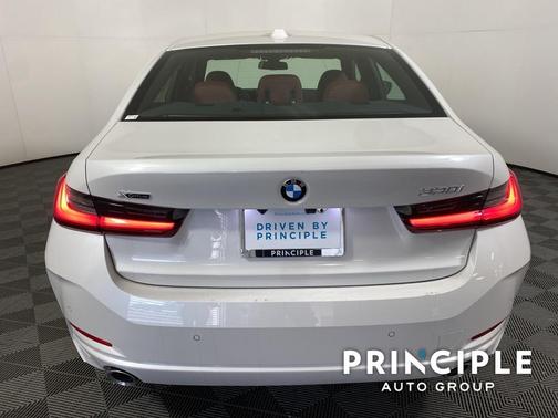 2025 BMW 330 i xDrive