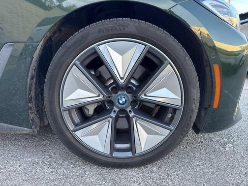 San Remo Green Metallic 2024 BMW i4 Gran Coupe eDrive35