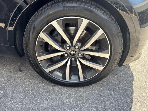 2021 Land Rover Discovery P360 HSE R-Dynamic