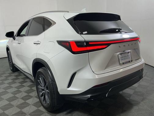 2024 Lexus NX 250 Base