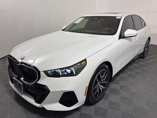 2025 BMW 530 i